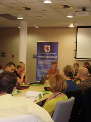 Uczestnicy pierwszego szkolenia dla trenerów programu Bez przemocy, czerwiec 2014 r. , fot. Biuro Wsparcia Rodziny i Przeciwdziałania Przemocy