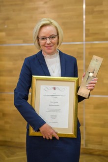 Halina Murawska podczas gali Dnia Edukacji, fot. Szymon Zdziebło/tarantoga.pl