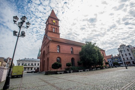 W budynku byłego zboru na Rynku Nowomiejskim w Toruniu odbędzie się pierwsza premiera sezonu w Teatrze Muzycznym, fot. materiały Teatru Muzycznego