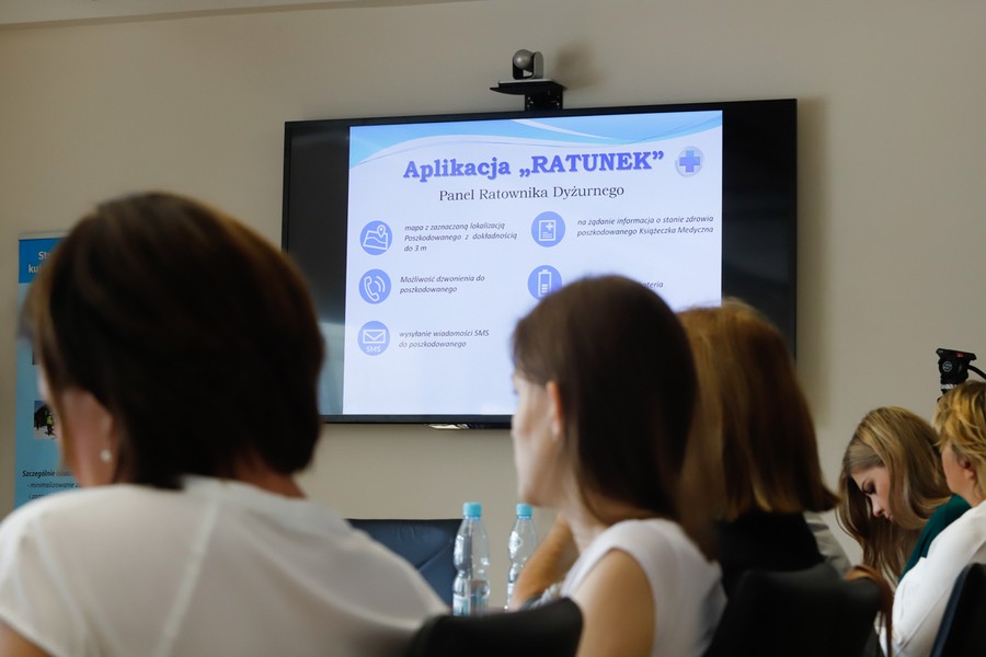 Konferencja prezentująca m.in. funkcjonalność aplikacji „Ratunek”, fot. Mikołaj Kuras