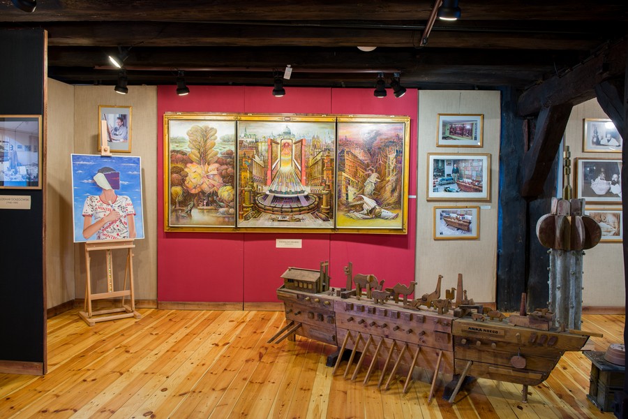 Wystawa „W pracowni artystów” jest dostępna w formie spaceru online, fot. Jarosław Czerwiński dla Muzeum Ziemi Kujawskiej i Dobrzyńskiej we Włocławku