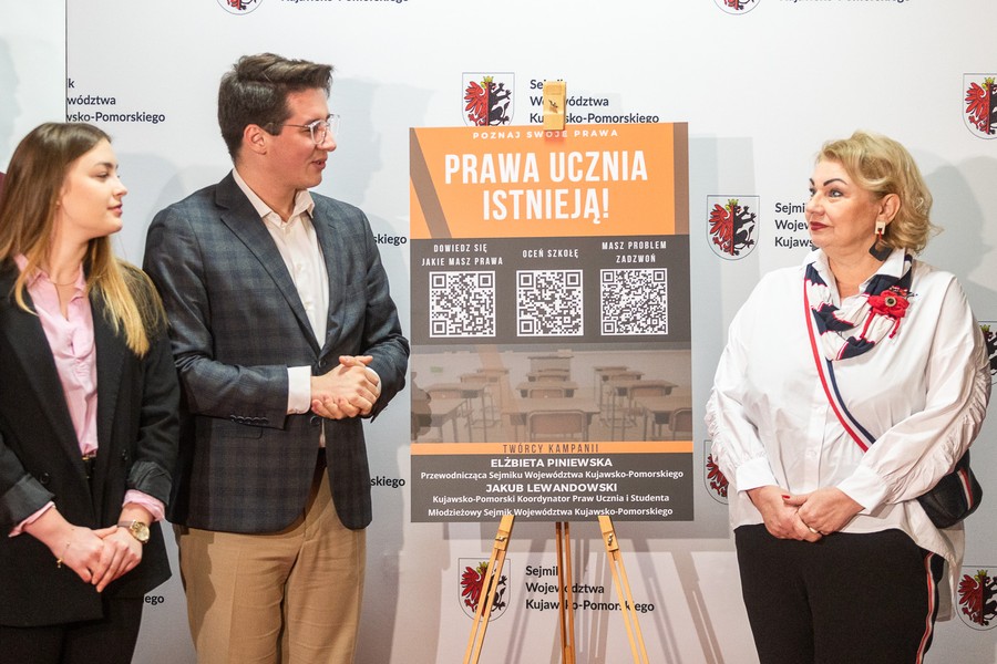 Konferencja prasowa otwierająca kampanię „Prawa ucznia istnieją!”, fot. Szymon Zdzieblo/tarantoga.pl dla UMWKP