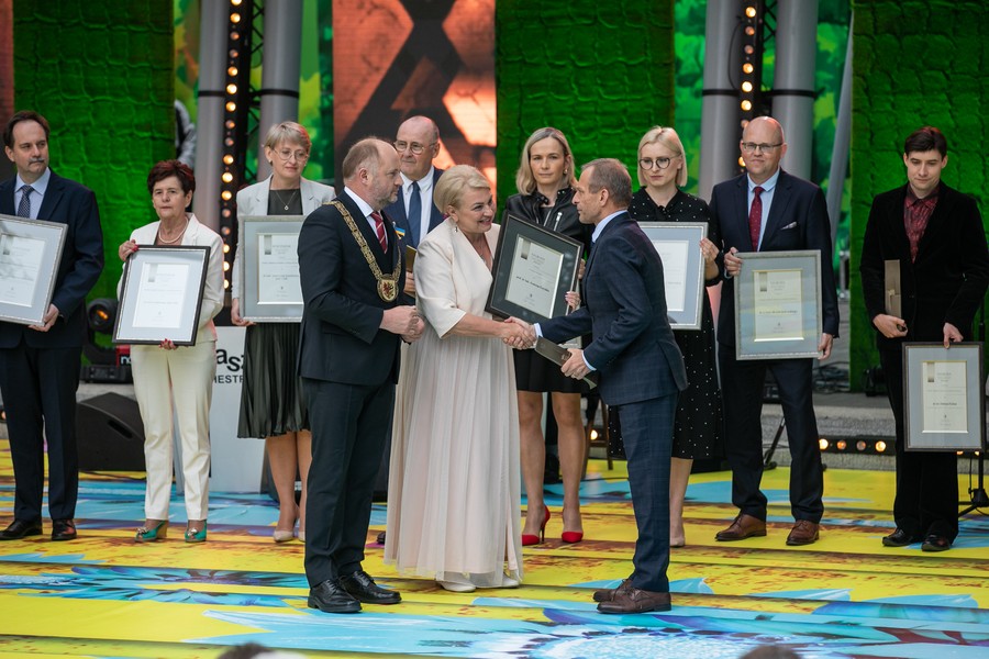 Gala Nagród Marszałka za lata 2020 i 2021, fot. Andrzej Goiński dla UMWKP