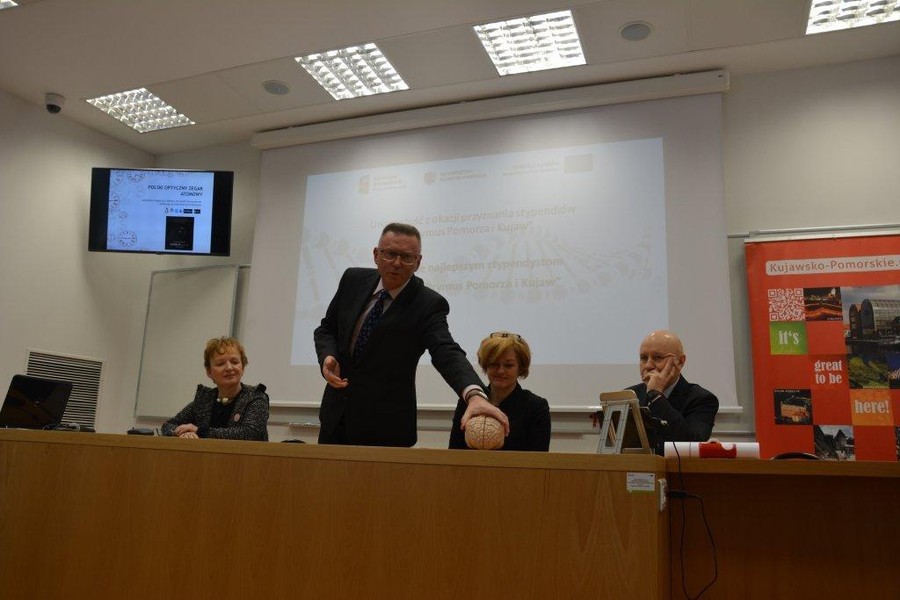 Konferencja naukowa dla stypendystów projektu "Prymus Pomorza i Kujaw", fot. W.Drozdowski