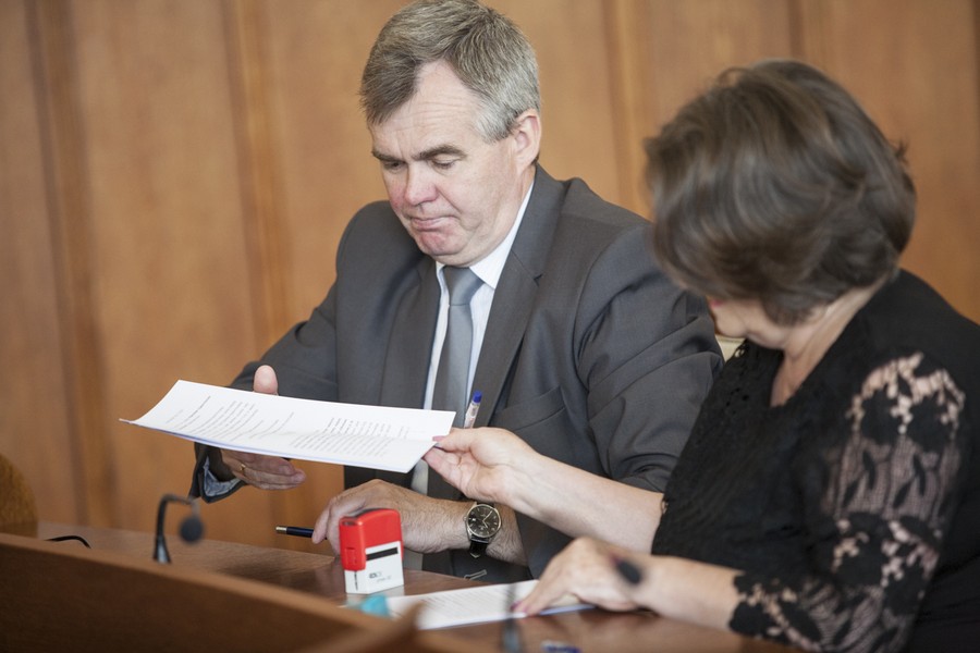 Podpisanie umów, fot. Andrzej Goiński
