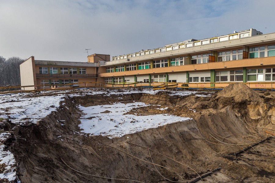Budowa szpitala na Bielanach, fot. Szymon Zdziebło/tarantoga.pl dla UMWKP