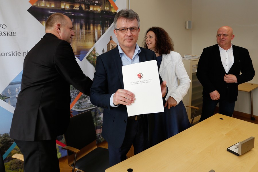 Uroczystość podpisania umów o dofinansowanie inwestycji, fot. Mikołaj Kuras