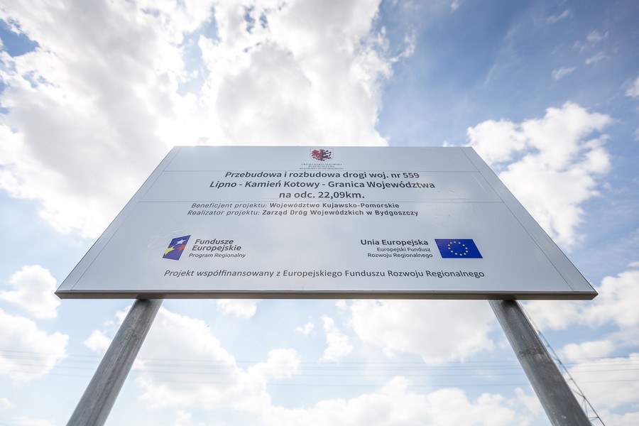 Uroczyste rozpoczęcie budowy drogi nr 559 z Lipna do granicy województwa, fot. Szymon Zdziebło/Tarantoga.pl