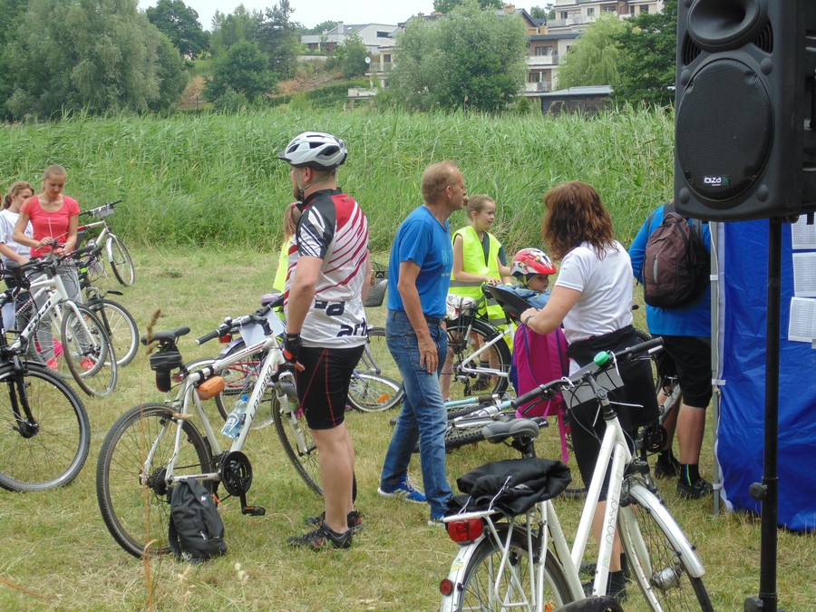 Rodzinny rajd rowerowy w Brodnicy, fot. Jacek Grzybowski
