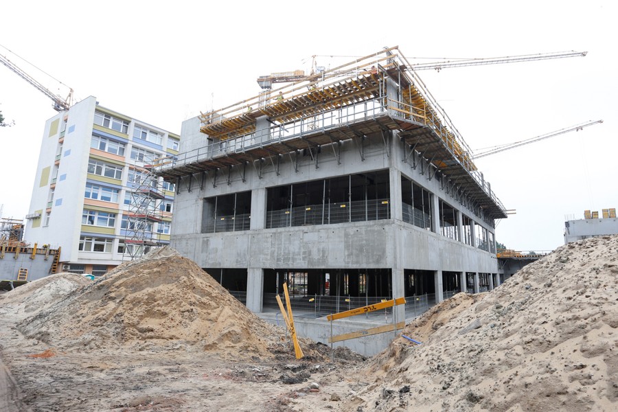 Budowa szpitala na Bielanach 21 lipca, fot. Mikołaj Kuras dla UMWKP