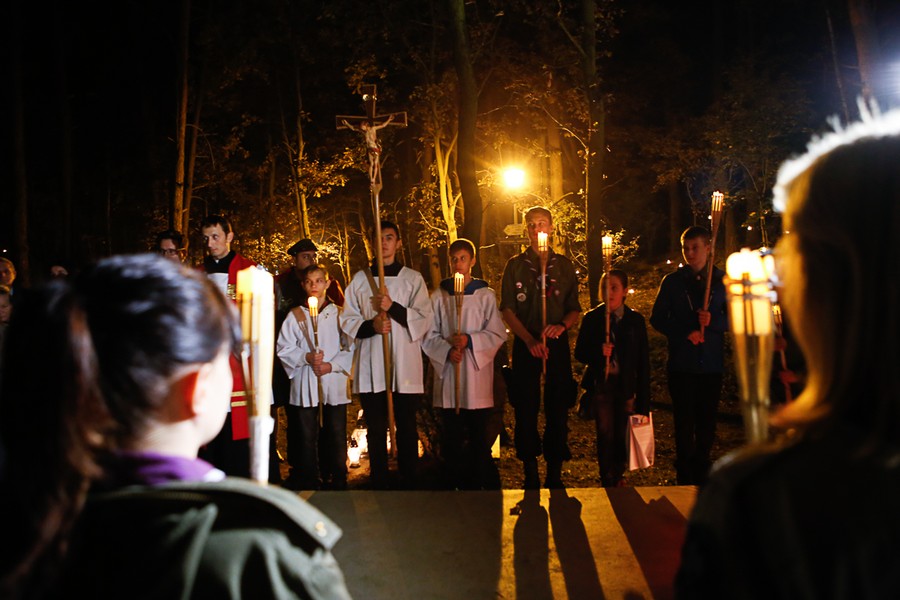 Obchody 33. rocznicy męczeńskiej śmierci błogosławionego księdza Jerzego Popiełuszki w Górsku, fot. Mikołaj Kuras