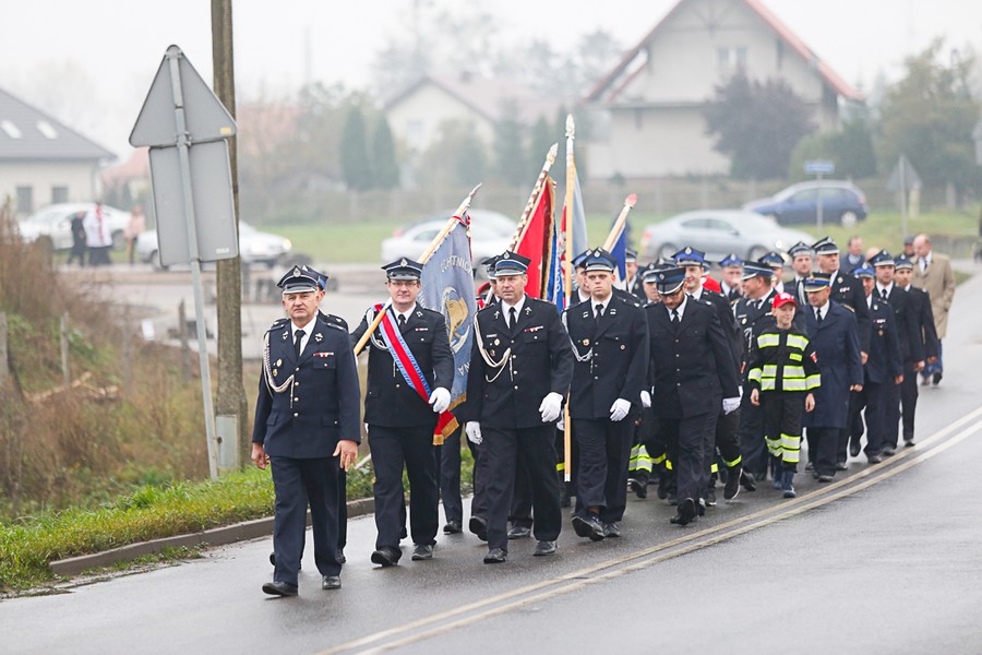 Przekazanie wozu strażackiego OSP w Łubiance, fot. Mikołaj Kuras dla UMWKP