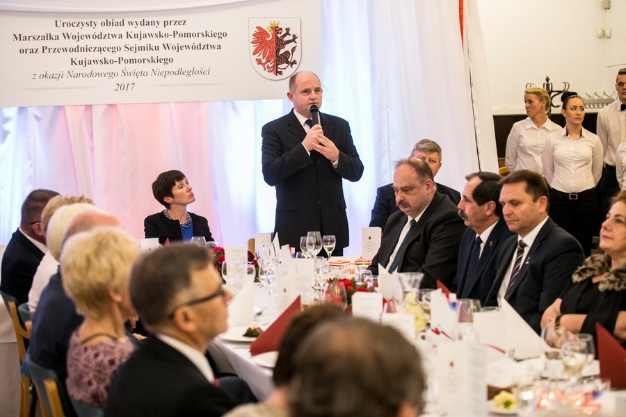 W Przysieku miała miejsce uroczysta kolacja na cześć osób zasłużonych dla niepodległościowych tradycji Ojczyzny, fot. Andrzej Goiński