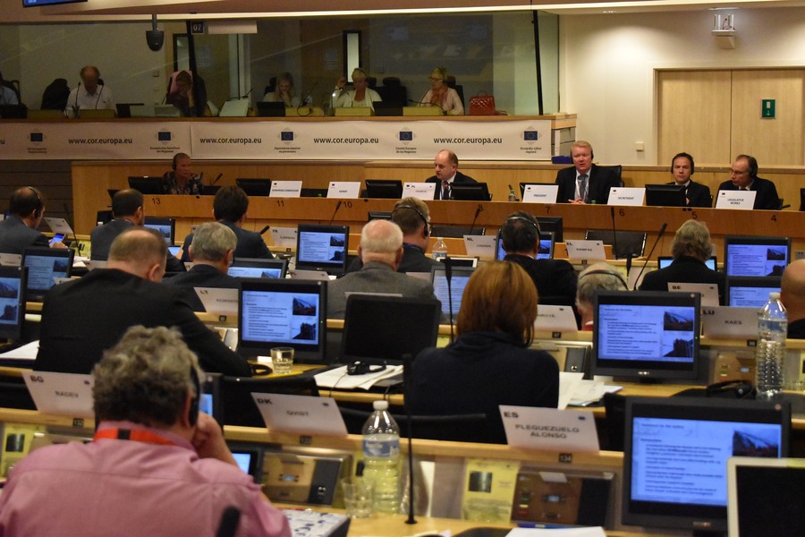 Posiedzenie Komisji Zasobów Naturalnych Komitetu Regionów Unii Europejskie, 20 listopada 2017, fot. Mieszko Matusiak/UMWKP