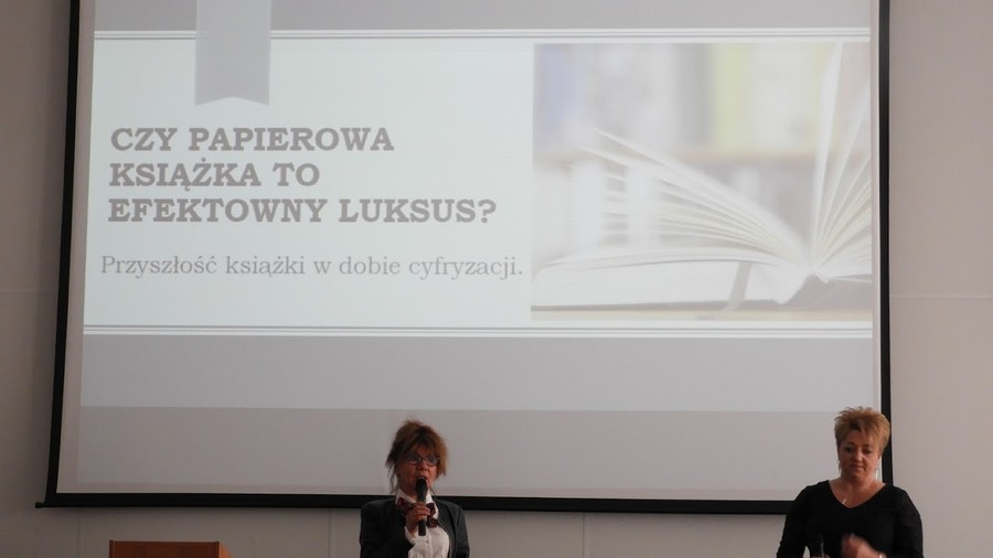 Wystąpienie uczestniczek Sieci współpracy nauczycieli bibliotekarzy szkół bydgoskich 