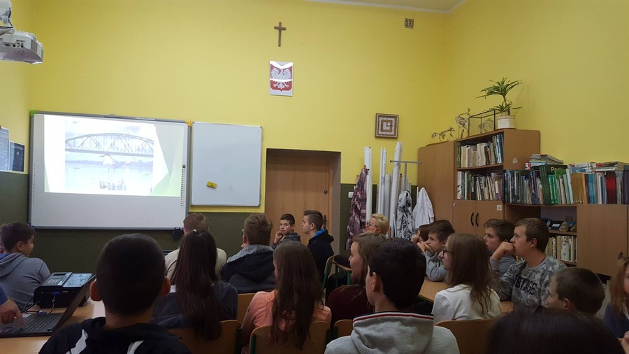 Klasy gimnazjalne uczą się o obszarach chronionych z terenu Zespołu Parków Krajobrazowych Chłmińskiego i Nadwiślańskiego.