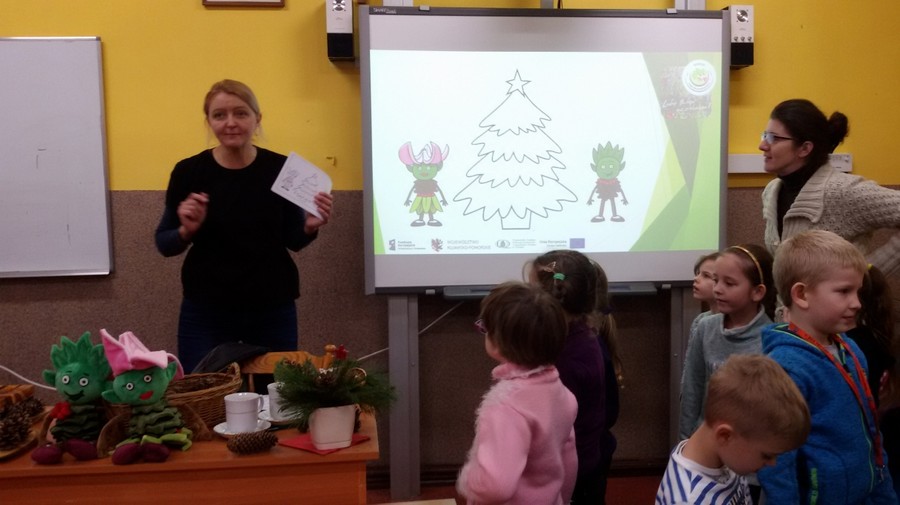 18 grudnia zielony edukator działający na terenie WPK ponownie odwiedził Szkołę Podstawową w Śliwiczkach