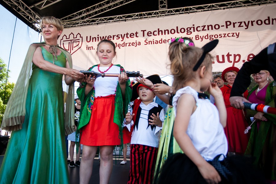 Festyn rodzinny „Bajkowa Bydgoszcz” na Wyspie Młyńskiej, fot. Filip Kowalkowski