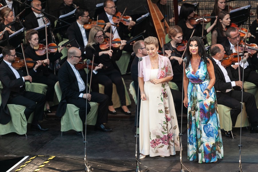 Koncert „Operowe rendez-vous” w amfiteatrze przy Operze Nova w Bydgoszczy (6 czerwca), fot. Filip Kowalkowski