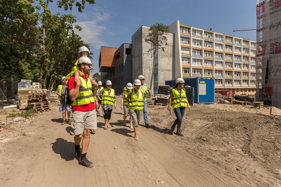 Dzień otwarty na budowie szpitala na Bielanach, 10 czerwca 2018, fot. Szymon Zdziebło/Tarantoga.pl