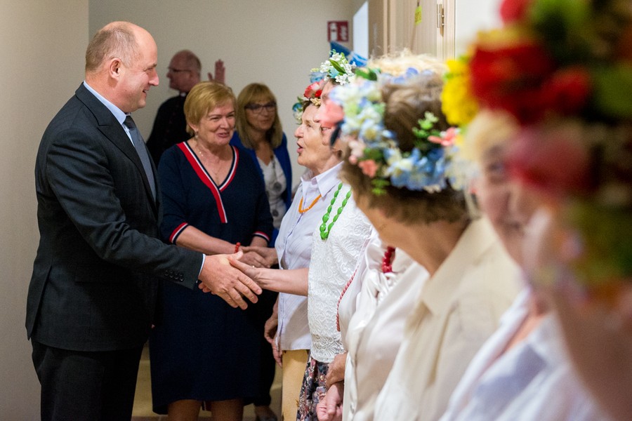 Uroczyste poświęcenie nowego domu dla seniorów Toruńskiego Centrum Caritas, fot. Łukasz Piecyk