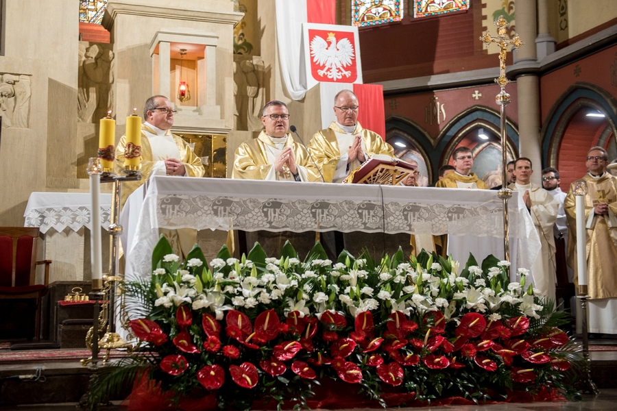 Uroczysta msza święta w toruńskim kościele garnizonowym, fot. Łukasz Piecyk dla UMWKP