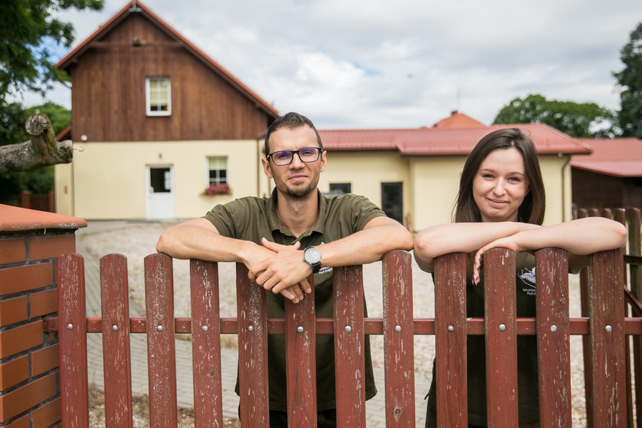Pracownicy GLPK - Tomasz Górny i Anita Pomierska, fot. Andrzej Goiński/UMWKP
