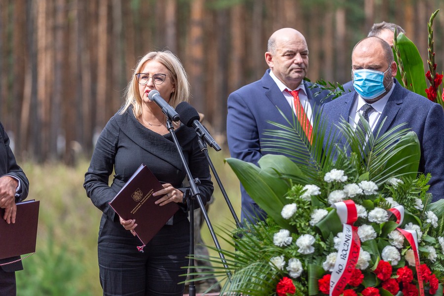 Obchody czterdziestej rocznicy katastrofy kolejowej pod Otłoczynem, fot. Szymon Zdziebło/tarantoga.pl dla UMWKP