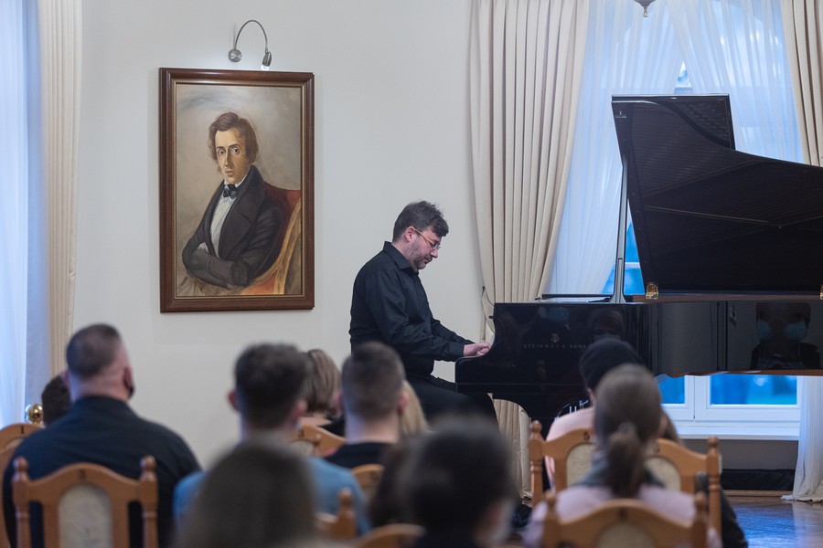 Koncert w Ośrodku Chopinowskim w Szafarni z okazji urodzin Fryderyka Chopina, Fot. Mikołaj Kuras dla UMWKP