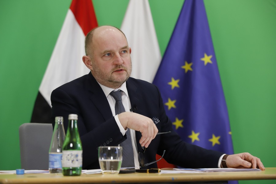 Debata "Droga do odbudowy przy wsparciu z funduszy UE", fot. Mikołaj Kuras dla UMWKP