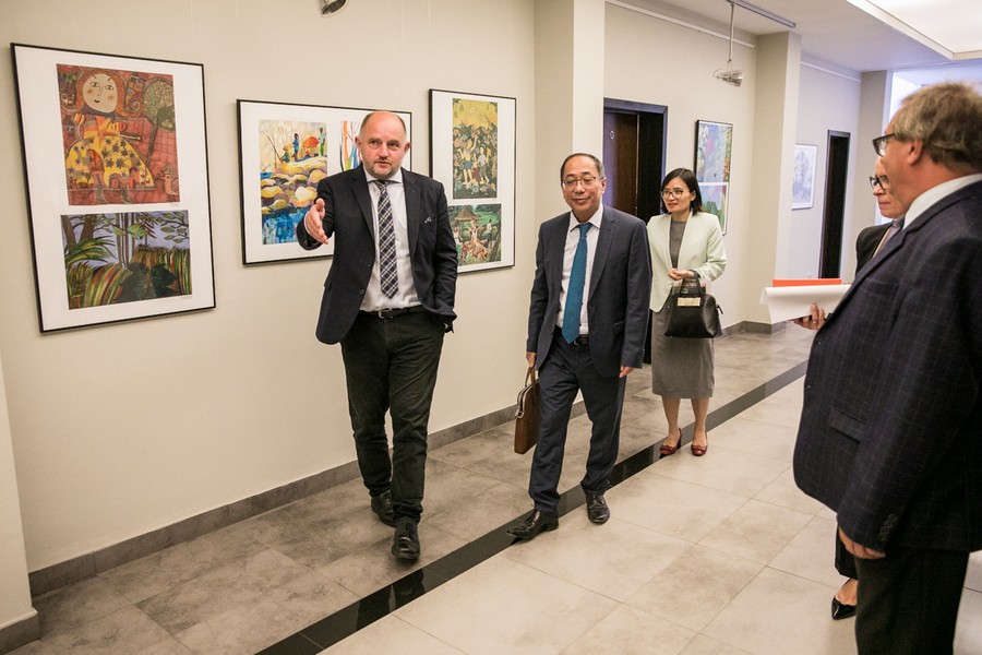 Spotkanie z ambasadorem Wietnamu JE Nguyenem Hungiem, fot. Andrzej Goiński/UMWKP 