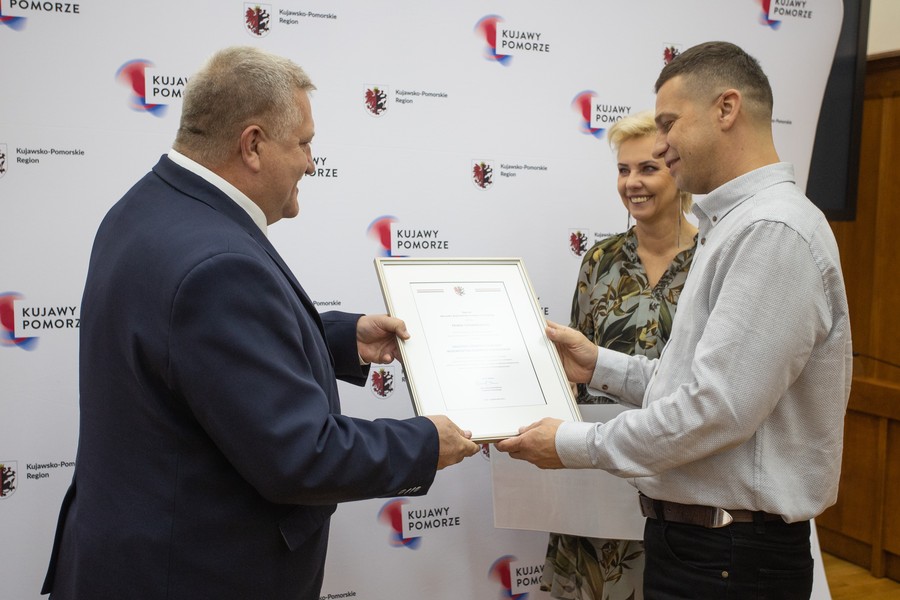 Wręczenie nagród najlepszym terapeutom zajęciowym, fot. Mikołaj Kuras dla UMWKP