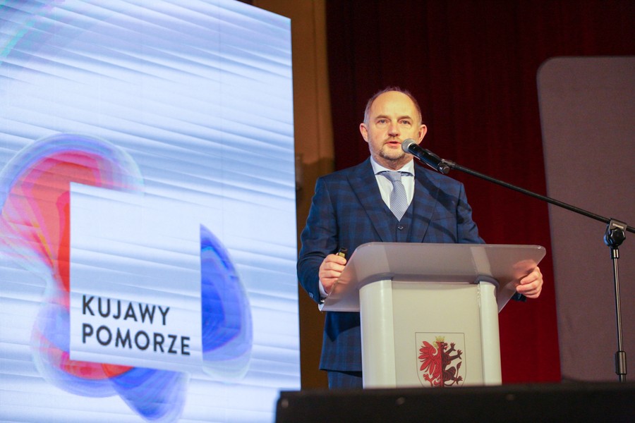 Konferencja inaugurująca konsultacje programu regionalnego Fundusze Europejskie dla Kujaw i Pomorza 2021-2027, fot. Szymon Zdzieblo/tarantoga.pl dla UMWKP