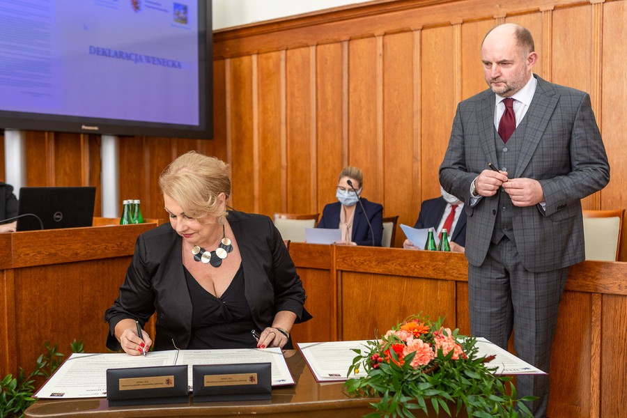 Ceremonia podpisania Deklaracji Weneckiej, fot. Szymon Zdziebło tarantoga.pl dla  UMWKP