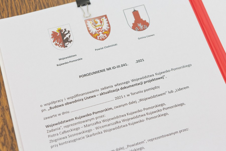 Podpisanie porozumień na obwodnice Lisewa i Brodnicy, fot. Mikołaj Kuras dla UMWKP