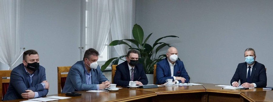 Od lewej p. M. Michałowski, p. M. Ślachciak, p. L. Walczak, p. R. Rogalski, p M. Bogdanowicz podczas posiedzenia Prezydium K-P WRDS, fot. Tomasz Wiśniewski