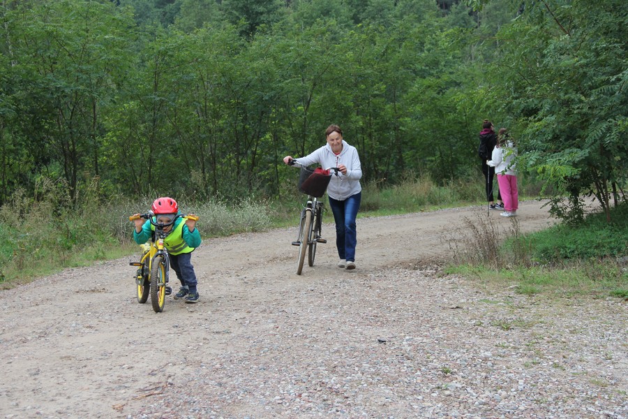 Uczestnicy wycieczki rowerowej do Ośrodka edukacji GLPK w Rudzie (fot. GLPK)