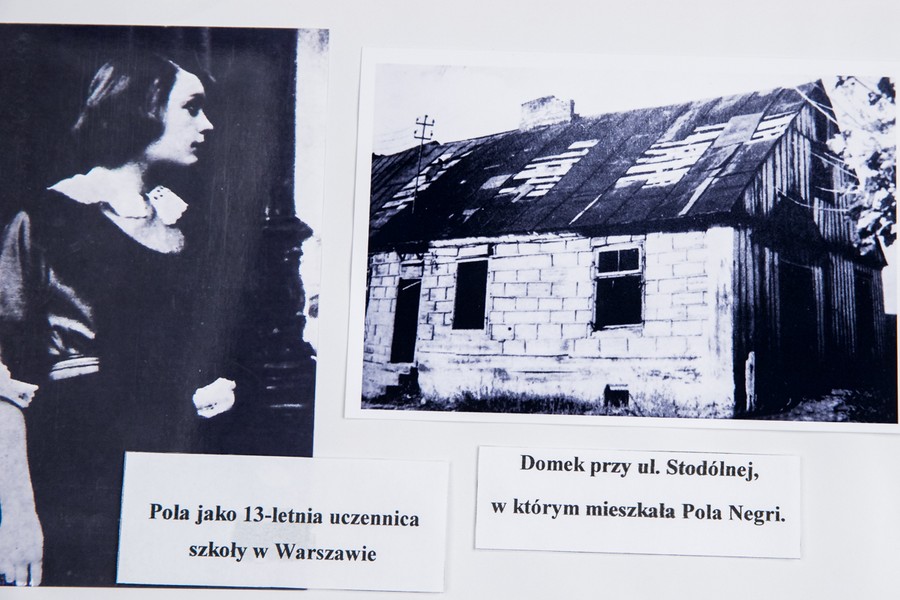Wystawa pamiątek związanych z Polą Negri w Urzędzie Marszałkowskim, fot. Andrzej Goiński dla UMWKP