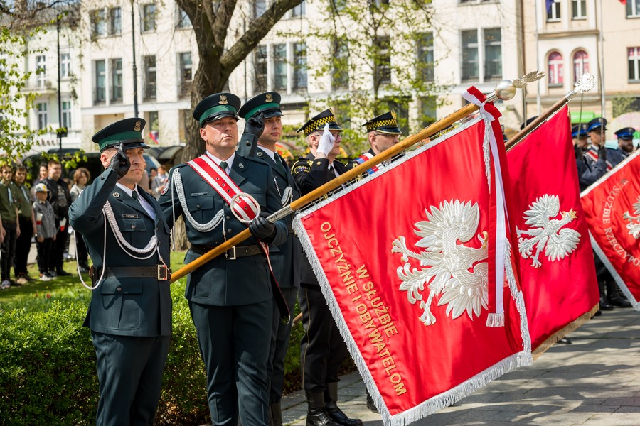 Obchody Święta Flagi w Bydgoszczy, fot. Tomasz Czachorowski dla UMKWP
