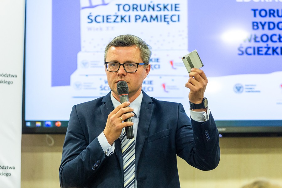 Spotkanie promocyjne gry planszowej „Toruńskie Ścieżki Pamięci”, fot. Szymon Zdziebło/tarantoga.pl dla UMWKP