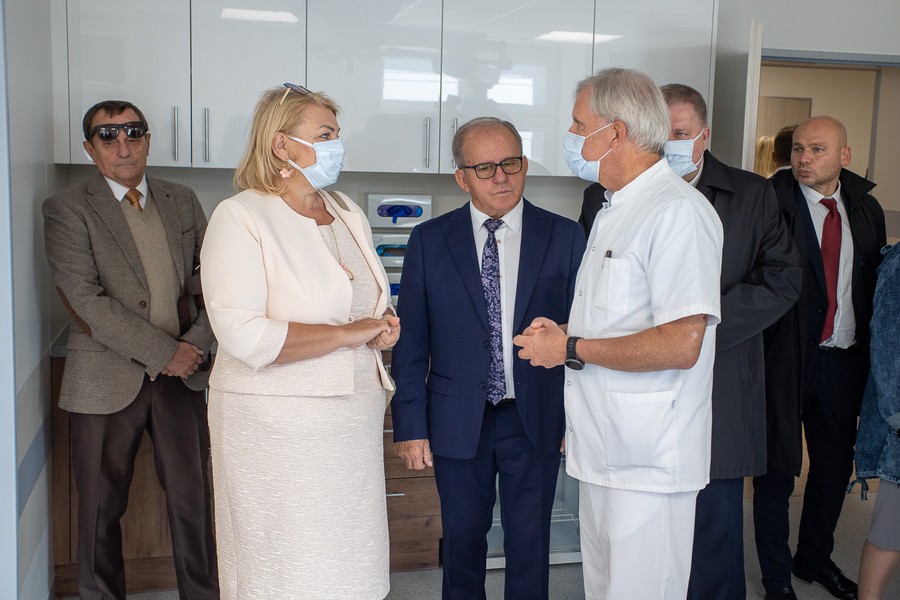 Ceremonia otwarcia nowych pracowni w szpitalu w Aleksandrowie Kujawskim, fot. Mikołaj Kuras dla UMWKP
