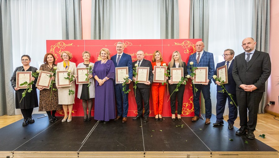Gala wręczenia nagród z okazji Dnia Edukacji Narodowej, fot. Szymon Zdziebło/tarantoga.pl dla UMWKP
