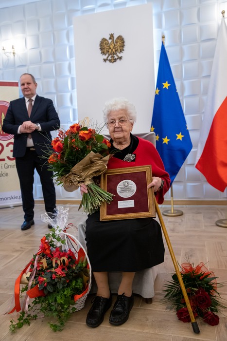 Wręczenie medalu Unitas Durat pani Marii Kosabuckiej, fot. Mikołaj Kuras dla UMWKP