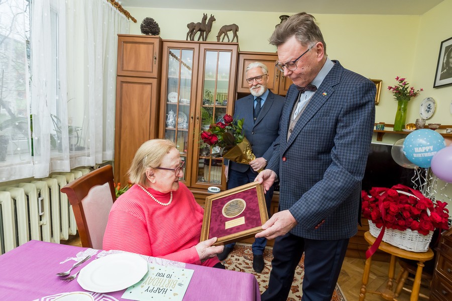 Medal Unitas Durat dla Heleny Marii Cisło-Wiśniewskiej, fot. Tomasz Czachorowski / eventphoto.com.pl 