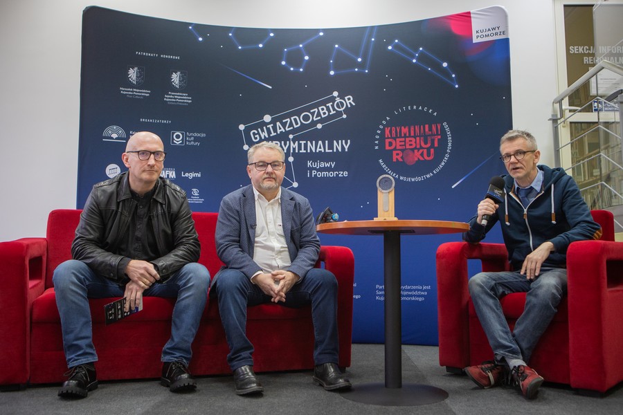 Konferencja prasowa w Książnicy Kopernikańskiej, Kryminalny Debiut Roku 2022, fot. Mikołaj Kuras dla UMWKP