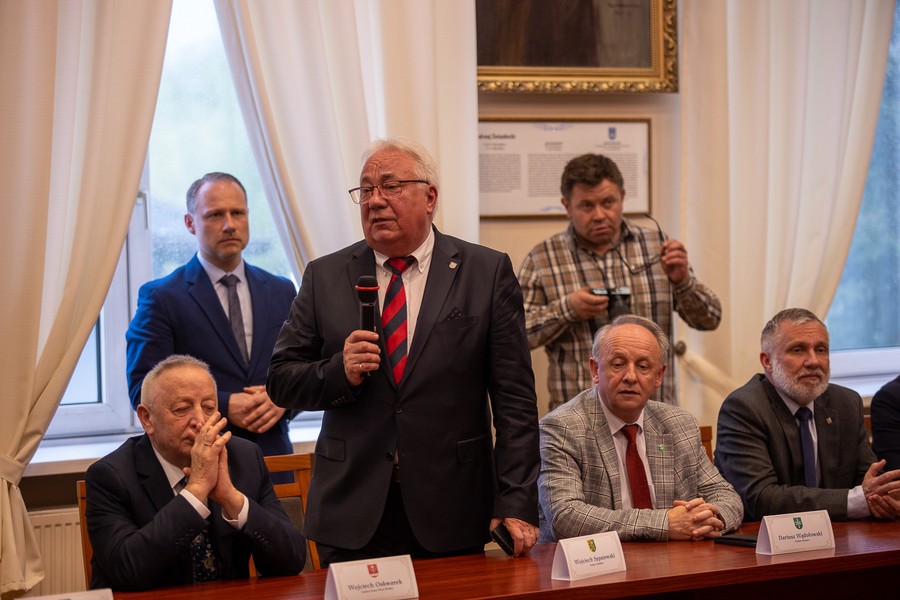 Ceremonia podpisania umowy, fot. Mikołaj Kuras dla UMWKP
