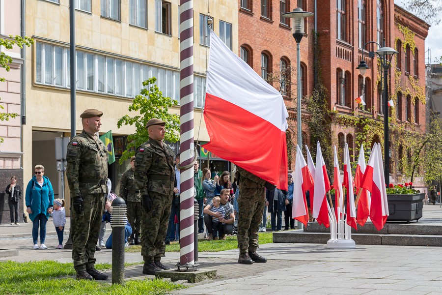 Święto Flagi w Bydgoszczy, fot. Tomasz Czachorowski dla UMWKP