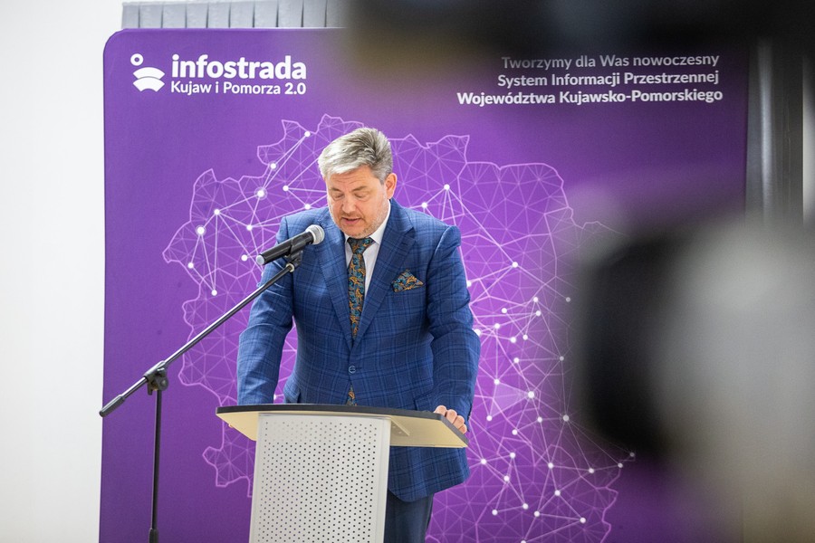 Konferencja ,,Transformacja cyfrowa w administracji”. Fot. Szymon Zdziebło/tarantoga.pl dla UMWKP