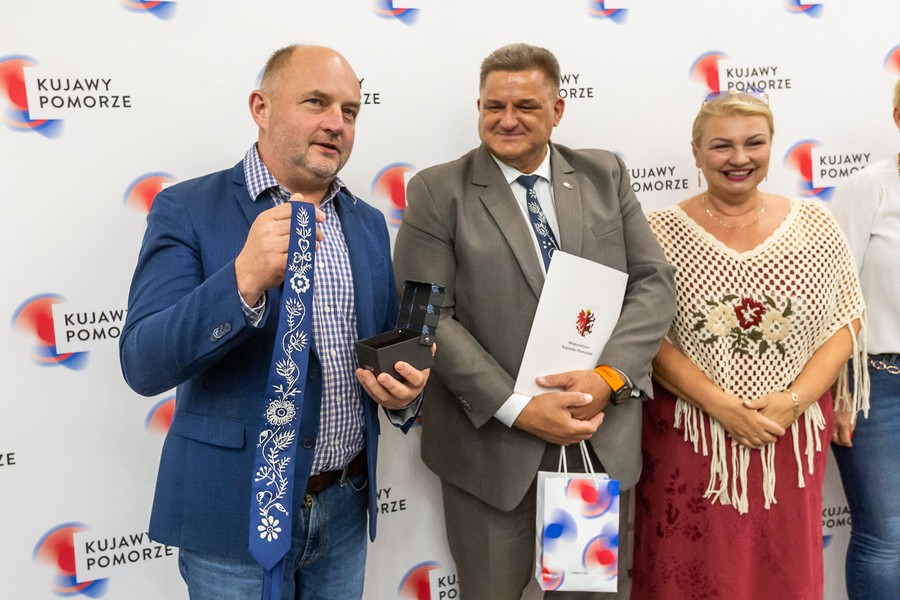 Ceremonia wręczenia umów PROW, Urząd Marszałkowski, 27 lipca 2023, fot. Szymon Zdziebło/tarantoga.pl dla UMWKP