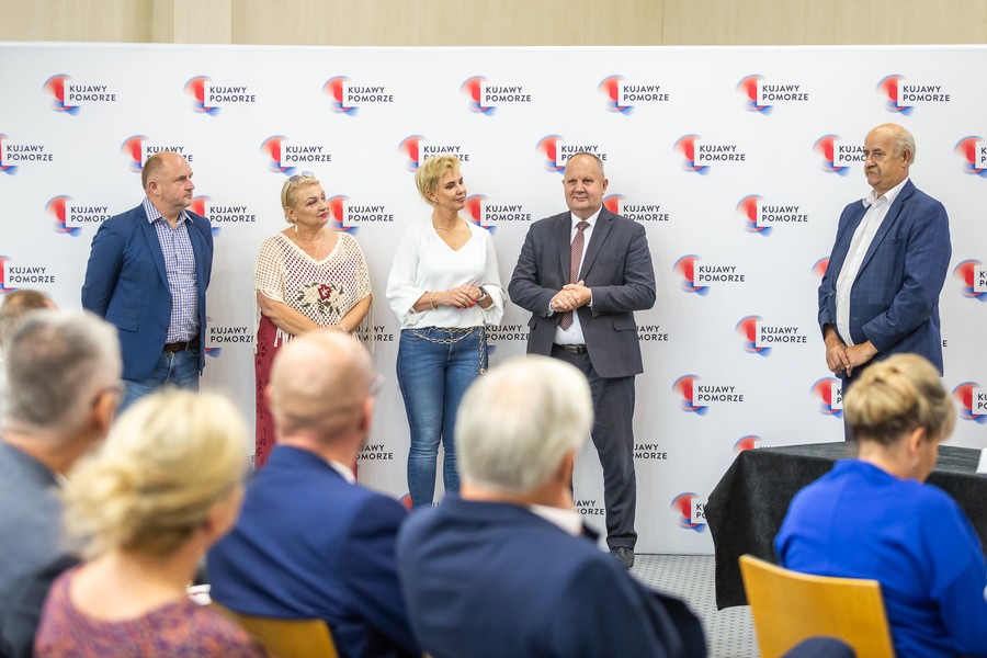 Ceremonia wręczenia umów PROW, Urząd Marszałkowski, 27 lipca 2023, fot. Szymon Zdziebło/tarantoga.pl dla UMWKP